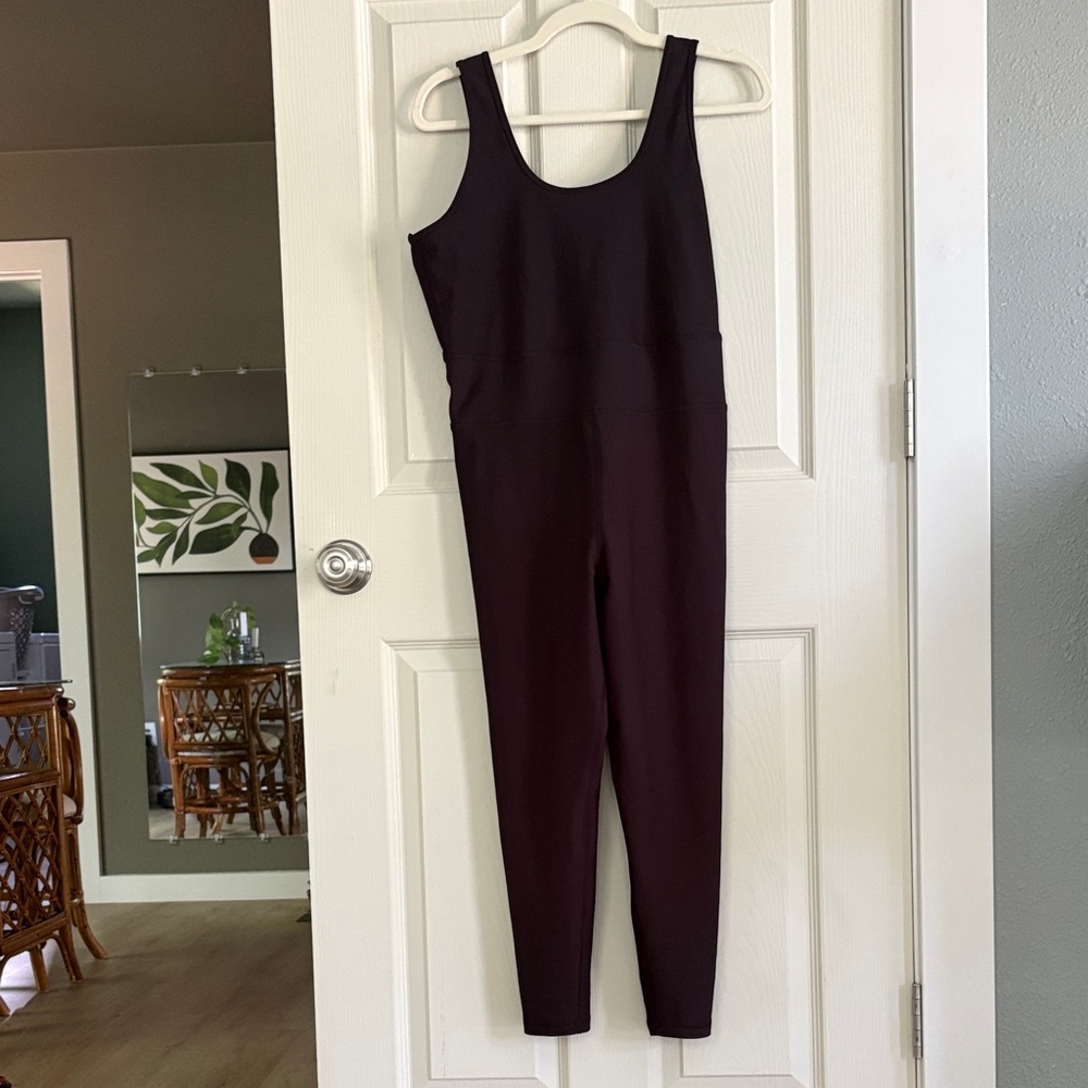 Old Navy Burgundy Sleeveless Jumpsuit Wide Leg Women’s Size M